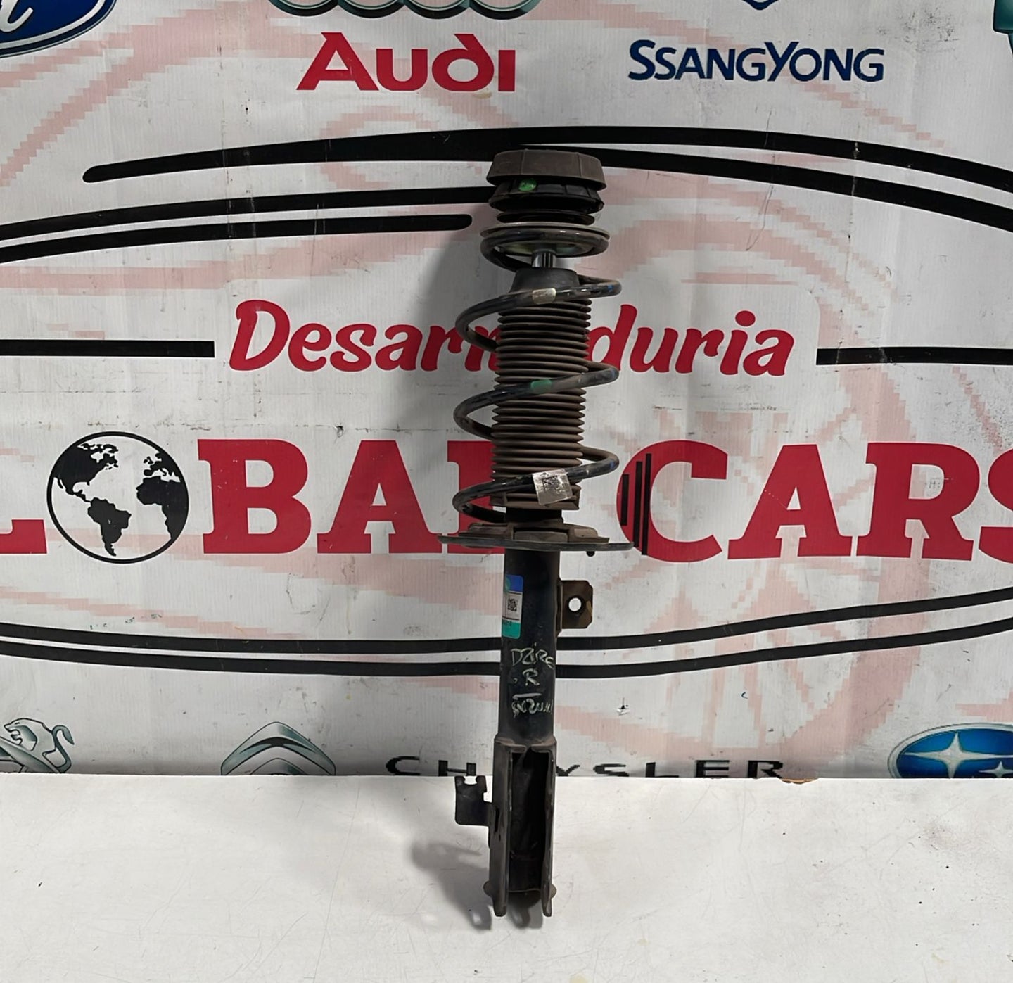 Amortiguador Delantero Derecho  Suzuki Dzire Glx 1.2 Aut 2019