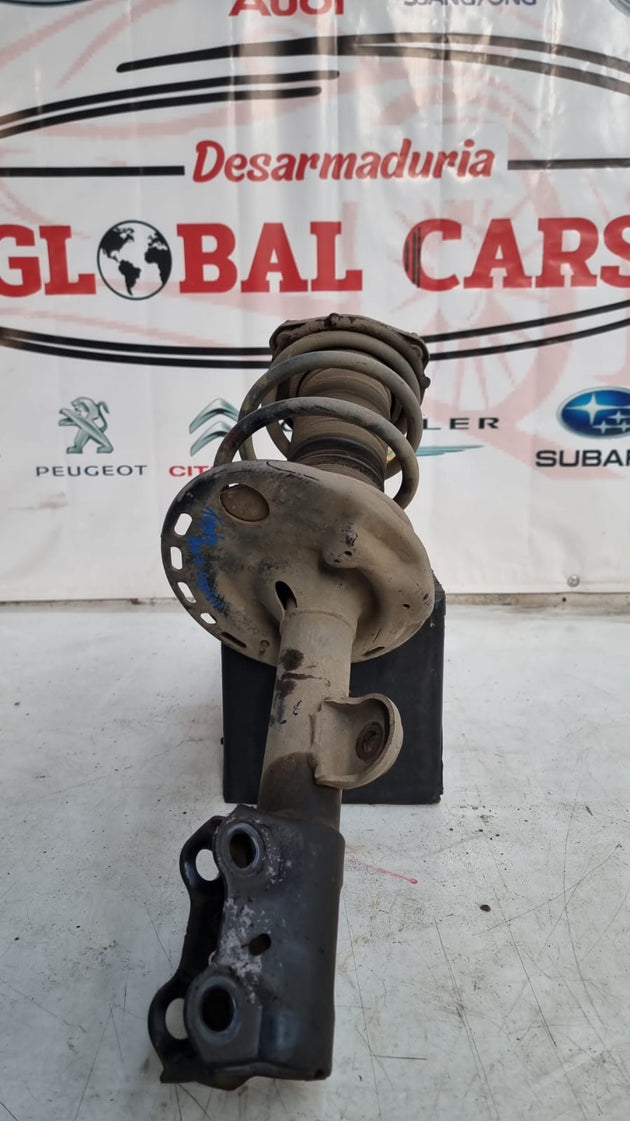 Amortiguador Delantero Derecho Toyota Rav4 2.0 2015