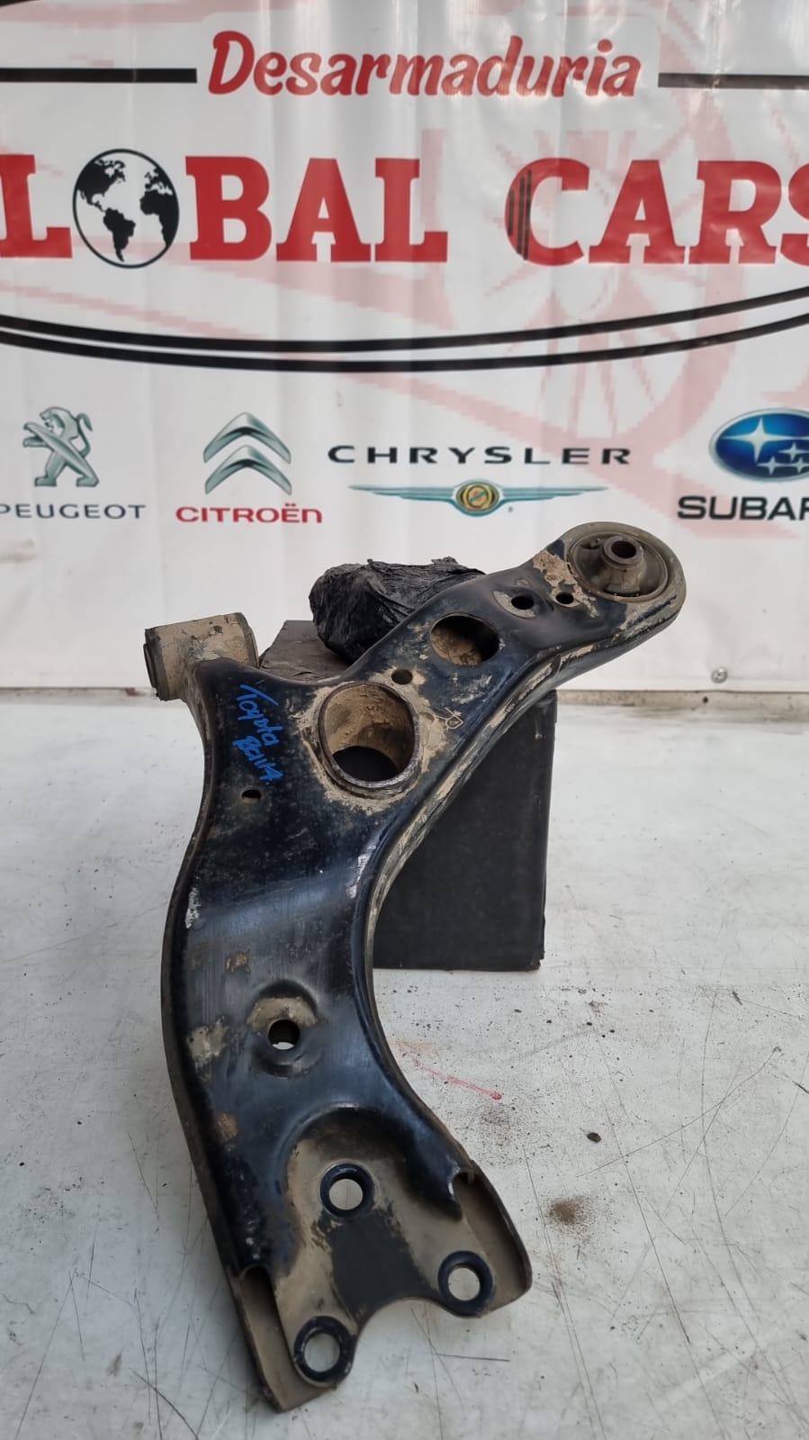 Bandeja Delantera Derecha Toyota Rav4 2.0 2015