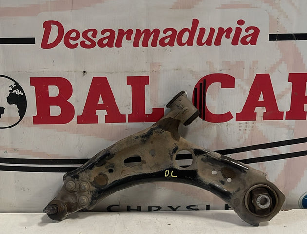 Bandeja Delantera Izquierda Jeep Renegade Sport Lx 1.8 Aut 2022