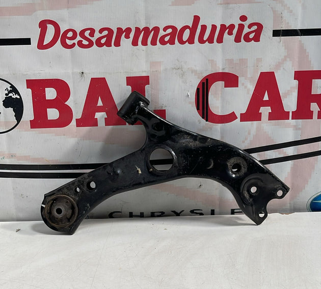 Bandeja Derecha Toyota Corolla Cross Cvt Hev 1.8 Aut 2023