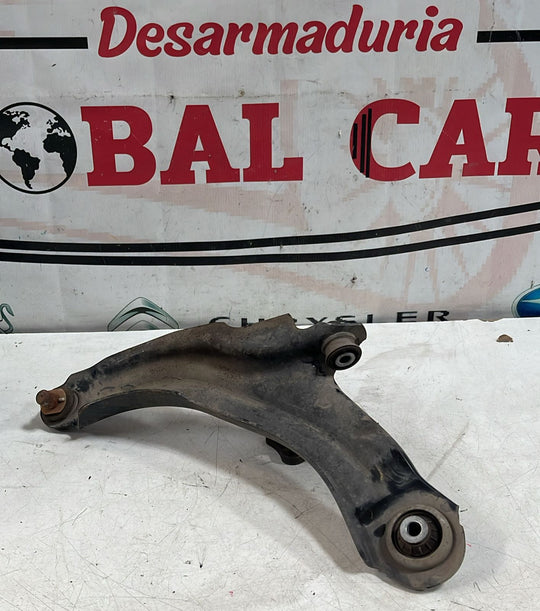 Bandeja Izquierda Renault Clio Iv Hb Dinamique 900Cc 2021