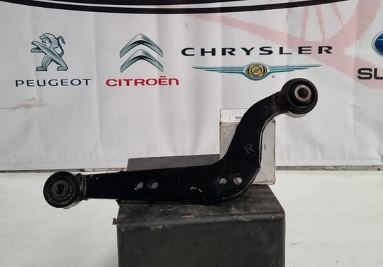 Bandeja Tensor Trasera Derecha Toyota Rav4 2018